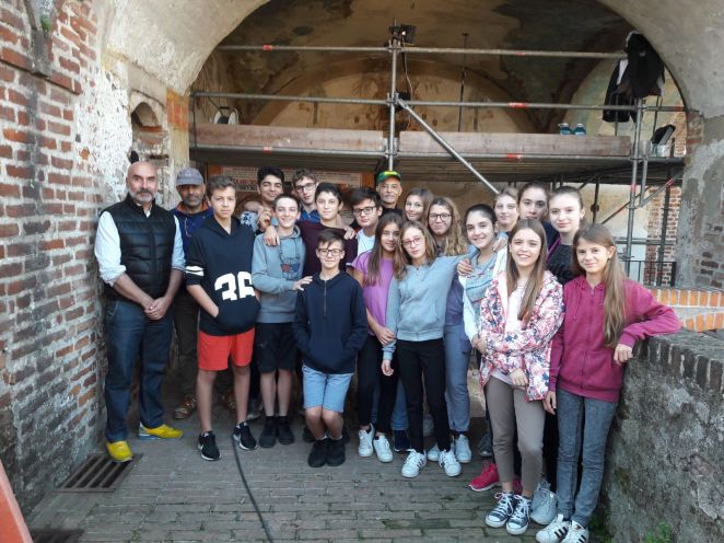 37d7e787-57f6-4433-b81e-ce4946237eb2